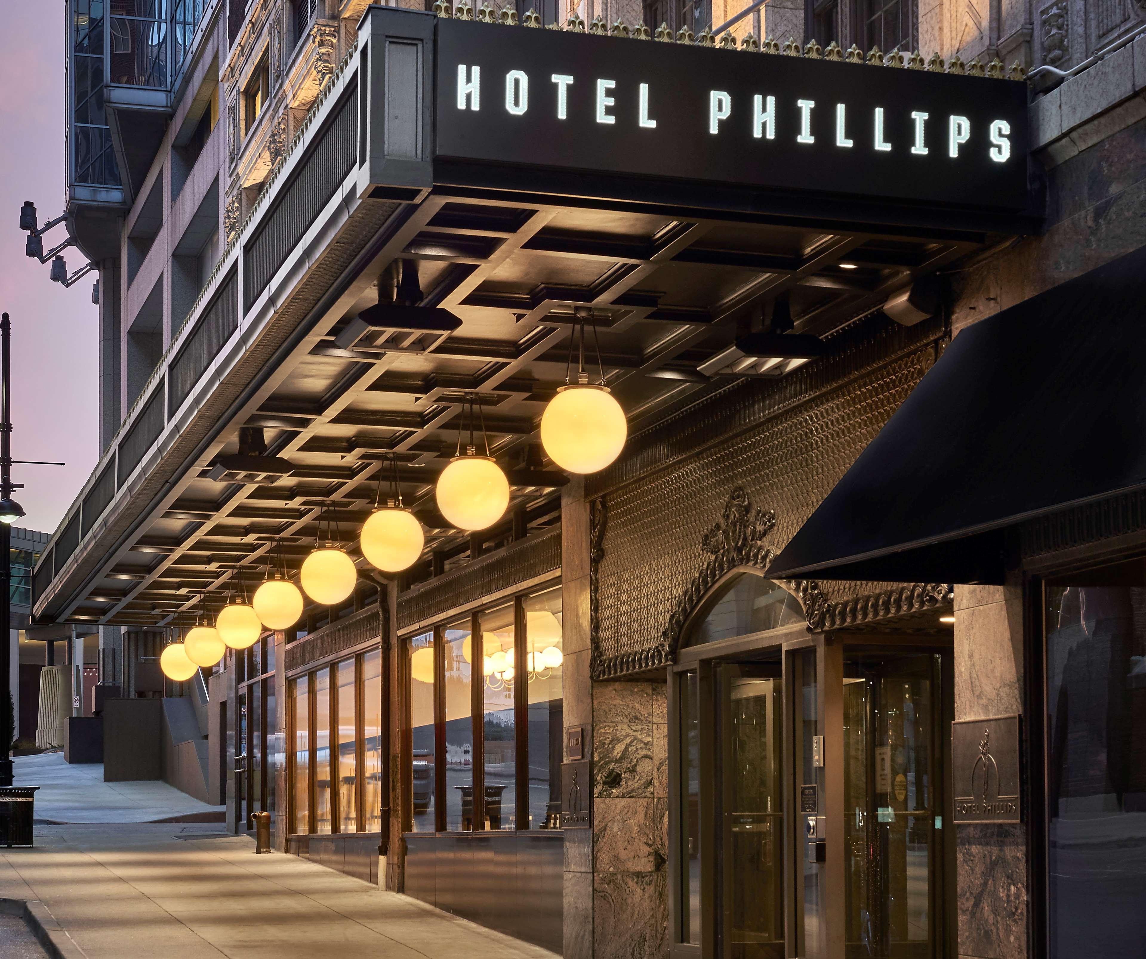 Hotel Phillips Kansas City, Curio Collection By Hilton Kültér fotó