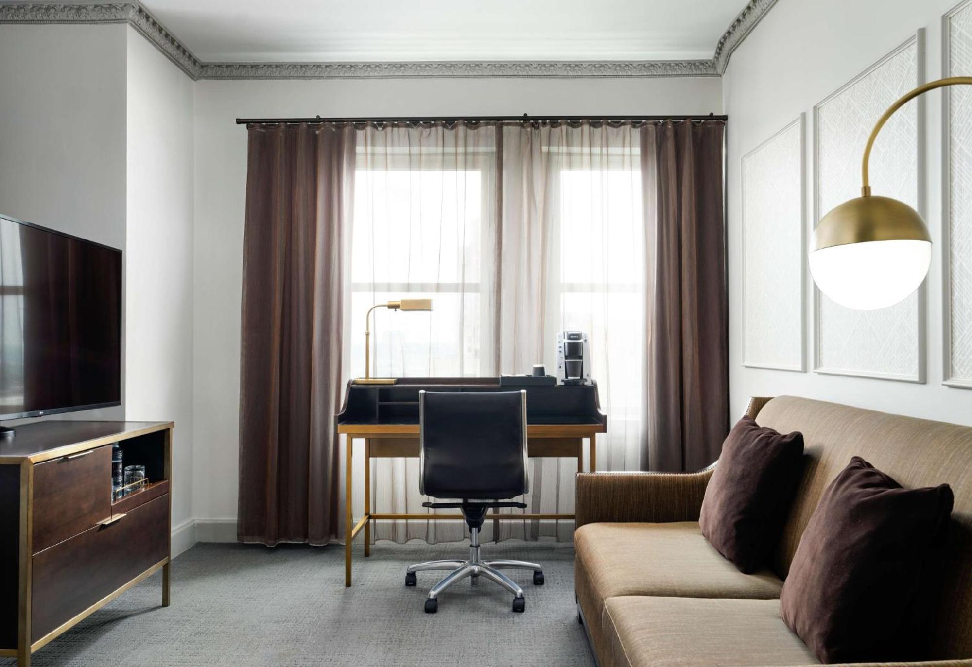 Hotel Phillips Kansas City, Curio Collection By Hilton Kültér fotó
